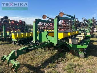 Сеялка пропашная механическая John Deere 7000 - 16 рядная.