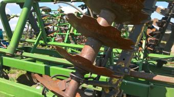 Дисковая борона John Deere 230-6,6м foto 16