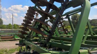 Дисковая борона John Deere 230-6,6м foto 20