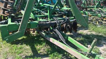 Дисковая борона John Deere 230-6,6м foto 6