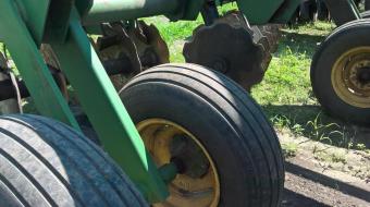 Дисковая борона John Deere 230-6,6м foto 18