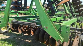 Дисковая борона John Deere 230-6,6м foto 11