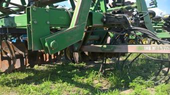 Дисковая борона John Deere 230-6,6м foto 5