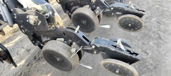 Пропашная сеялка Great Plains YP 4025F – 1670 foto 16