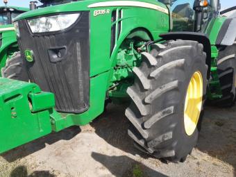 Трактор John Deere 8335R , 2015 г.в foto 6