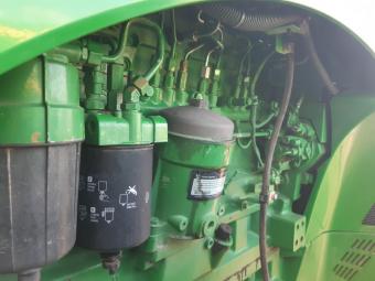 Трактор John Deere 8335R , 2015 г.в foto 12