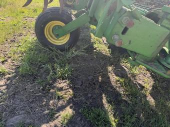 Ротационная борона John Deere 400 9,0 м foto 4