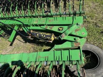 Ротационная борона John Deere 400 9,0 м foto 7