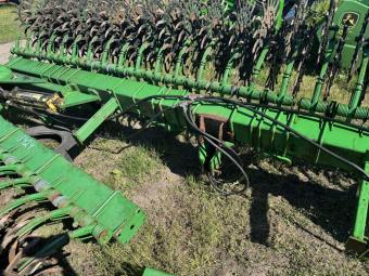 Ротационная борона John Deere 400 9,0 м foto 10