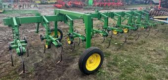 Пропашной культиватор John Deere 845 foto 7