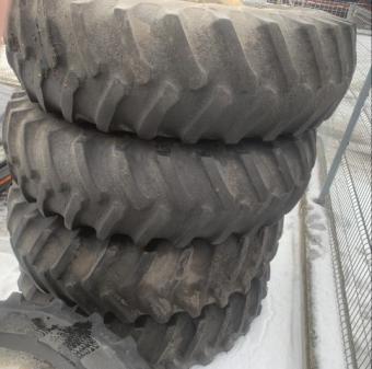Комплект спаренных колес к комбайну John Deere - 4 шт foto 4