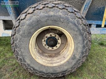 Бункер-перегрузчик KINZE 840 foto 4