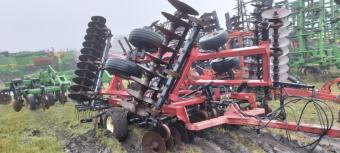 Дисковая борона CASE 370  7.7 м foto 3