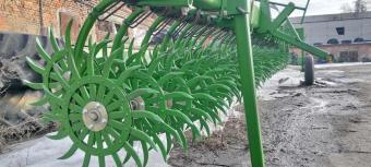 Ротационная борона John Deere 400 9,0 м foto 14