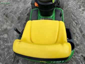 Газонокосилка John Deere D110 foto 13