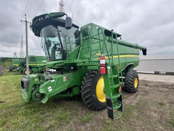 Комбайн John Deere S680 2014 г.в.