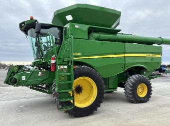 Комбайн John Deere S680 2014 г.в.