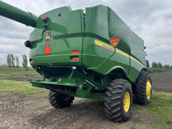 Комбайн John Deere S680 2014 г.в. foto 7