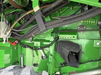 Комбайн John Deere S680 2014 г.в. foto 48