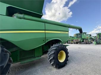 Комбайн John Deere S680 2014 г.в. foto 6