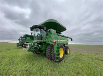 Комбайн John Deere S690 2016 г.в. foto 2