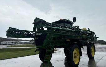 Опрыскиватель John Deere R4038 2017 г.в. foto 2