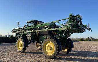 Опрыскиватель John Deere R4038 2014 г.в. foto 6