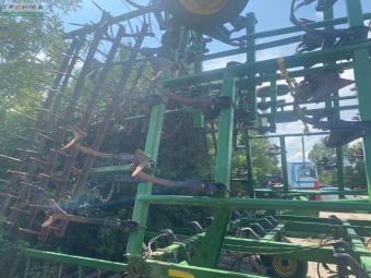 Культиватор John Deere 2210 13,6 м foto 7