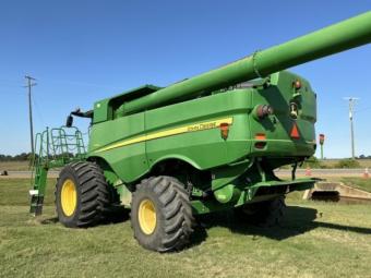 Комбайн John Deere S690 2013 г.в. foto 7