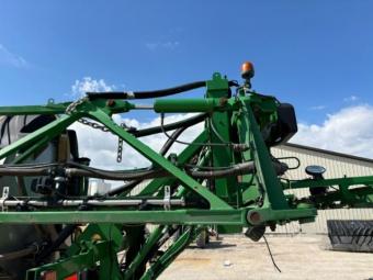 Бочка,штанги на опрыскиватель John Deere R4045 foto 20