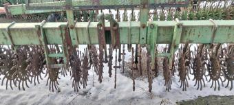 Ротационная борона John Deere 400 9,0 м foto 10