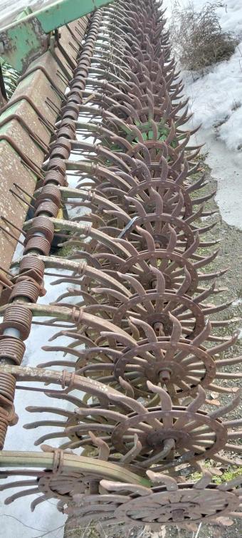 Ротационная борона John Deere 400 9,0 м foto 7