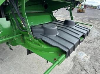 Комбайн John Deere S680 2013 г.в. foto 37