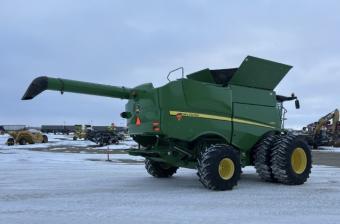 Комбайн John Deere S680 2013 г.в. foto 3