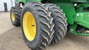 Комбайн John Deere S680 2013 г.в. foto 7