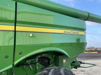 Комбайн John Deere S680 2013 г.в. foto 8