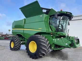 Комбайн John Deere S680 2013 г.в.