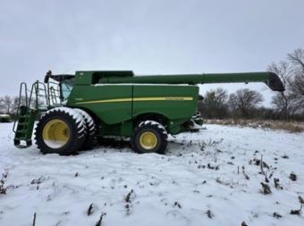 Комбайн John Deere S690 2012 г.в. foto 7