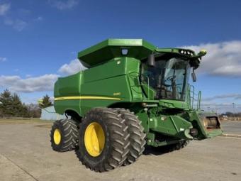 Комбайн John Deere S680 2013 г.в.