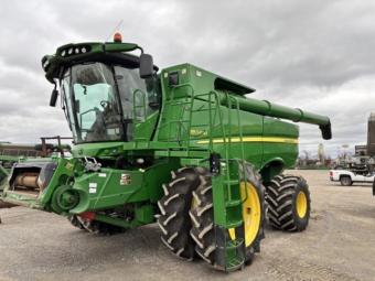 Комбайн John Deere S680 2016 г.в.