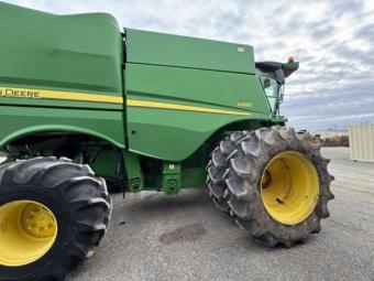 Комбайн John Deere S680 2015 г.в. foto 4