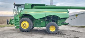 Комбайн John Deere S690 2014 г.в. foto 4