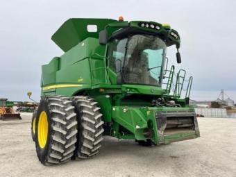 Комбайн John Deere S690 2014 г.в.