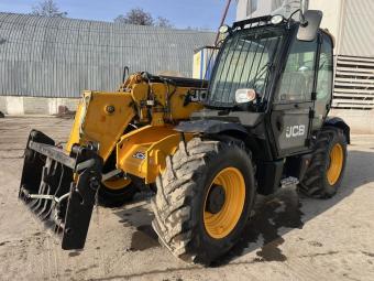 Телескопический погрузчик  JCB 535-95,2015г.в