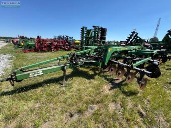 Дисковый глубокорыхлитель John Deere 2700 на 7 стоек foto 14