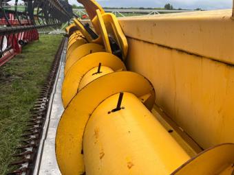 Жатка  NEW HOLLAND 740CF SuperFlex 2011 г.в. foto 2