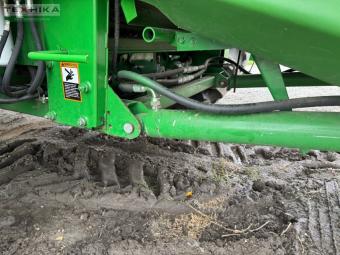 Комбайн John Deere S680 2012 г.в. foto 21