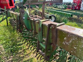 Ротационная борона John Deere 400 - 6,1 м foto 4