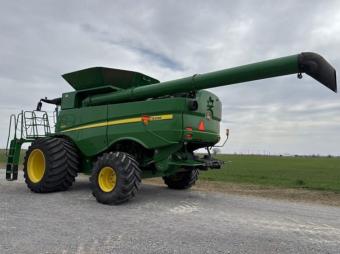 Комбайн John Deere S680 2015 г.в. foto 2