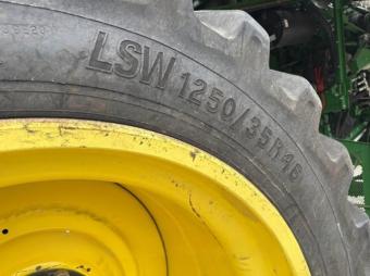 Комбайн John Deere S680 2015 г.в. foto 11